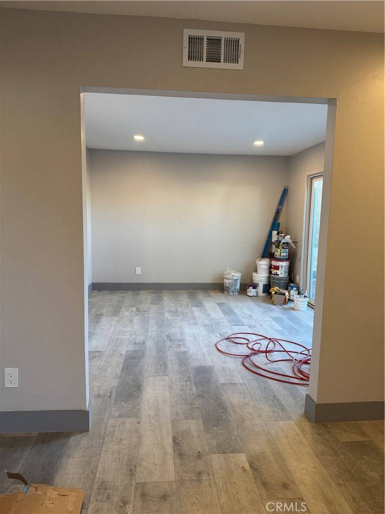 North Hollywood, CA 91605,7445 Laurelgrove AVE #2