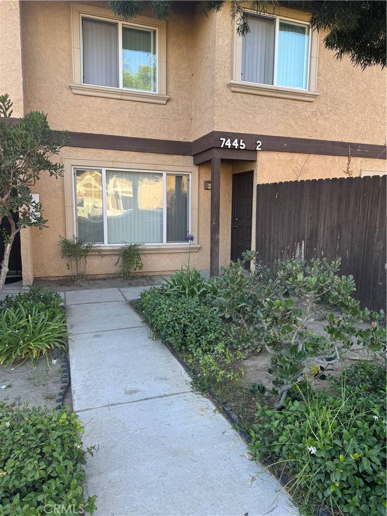 North Hollywood, CA 91605,7445 Laurelgrove AVE #2