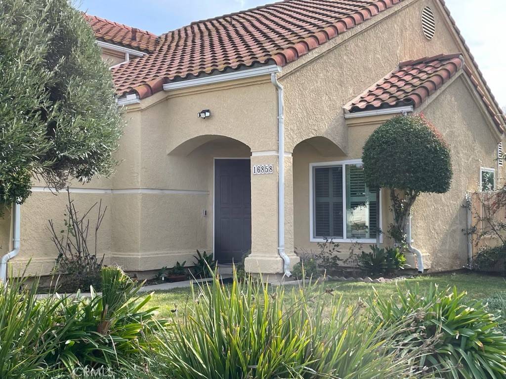 Northridge, CA 91343,16858 Labrador ST