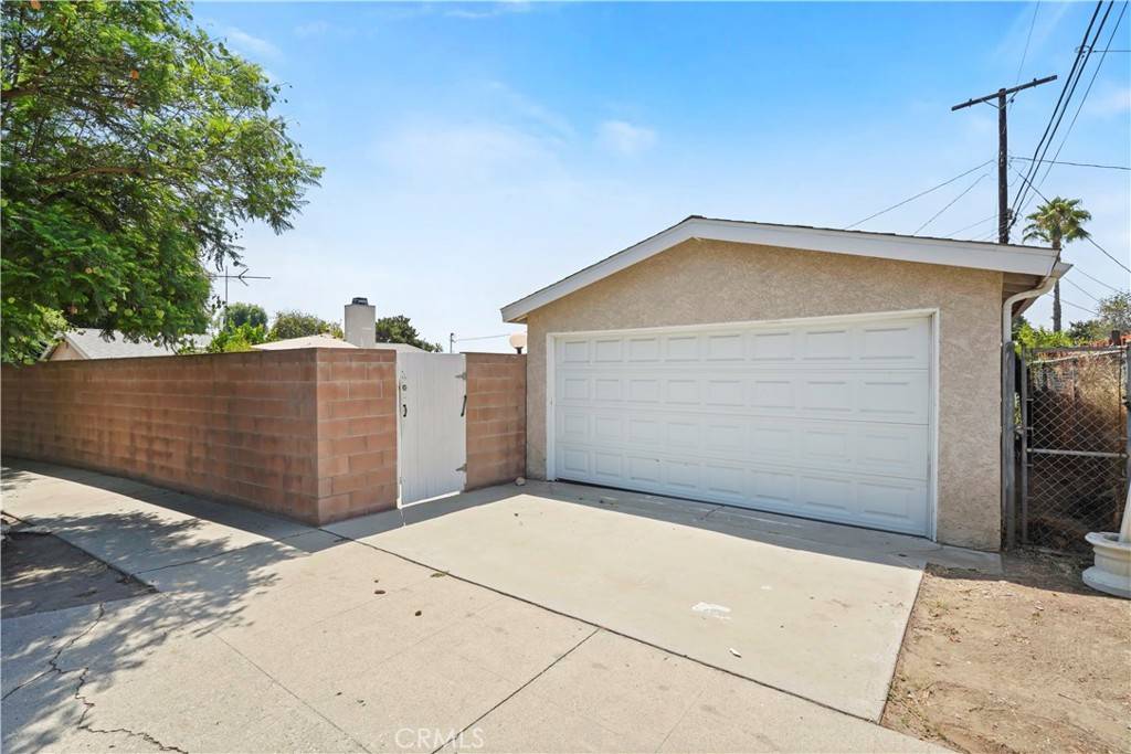 Granada Hills, CA 91344,11255 Paso Robles Ave