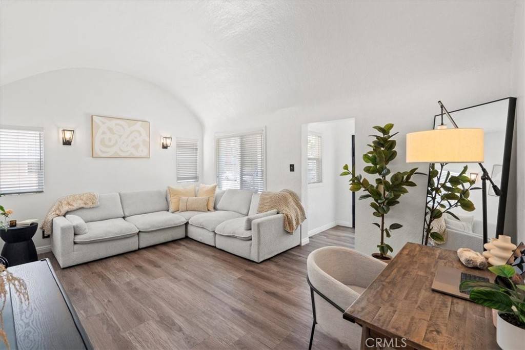 Long Beach, CA 90805,5434 Lewis AVE