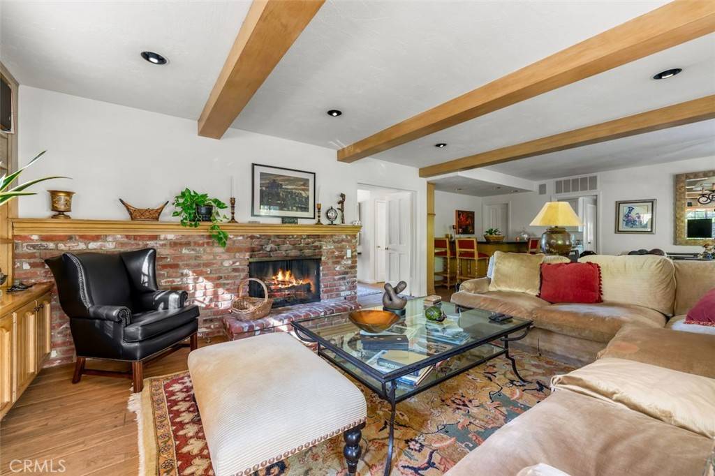 Hidden Hills, CA 91302,5250 Scott Robertson RD