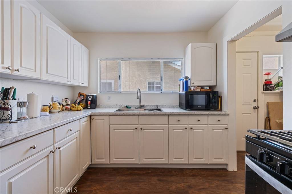 Santa Paula, CA 93060,228 S 4th ST