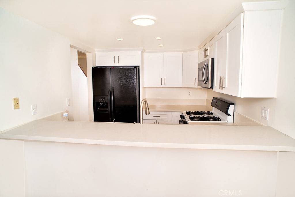 Baldwin Park, CA 91706,1718 Puente AVE #40