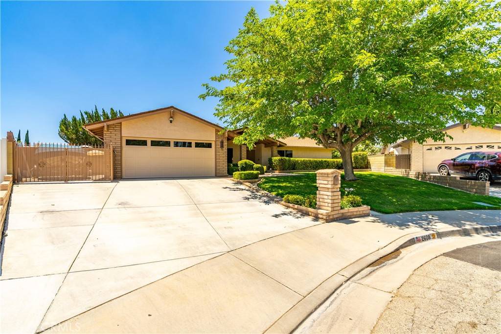 Lancaster, CA 93536,2608 Nice CT