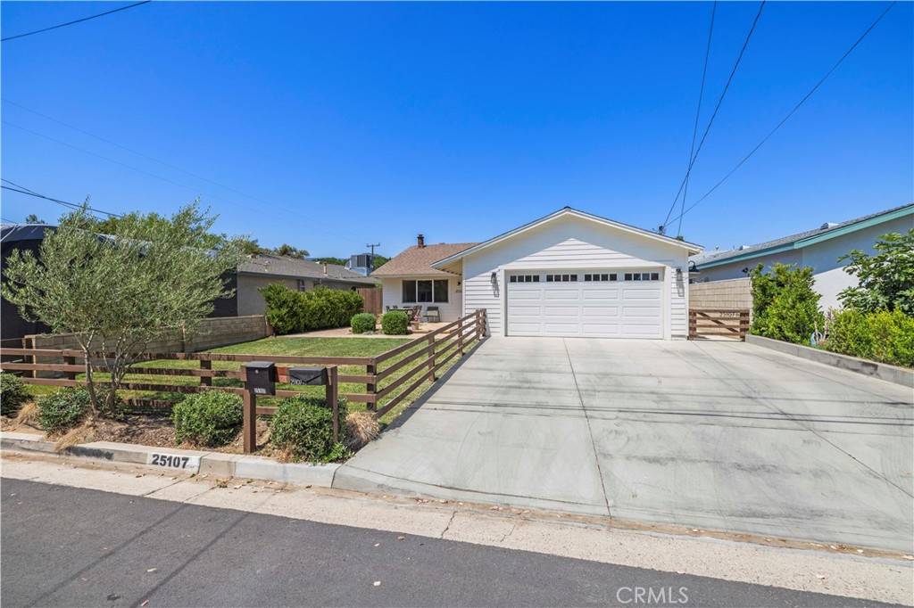 Newhall, CA 91321,25107 Atwood BLVD