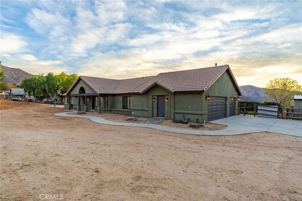 Acton, CA 93510,32175 Cedarcroft RD