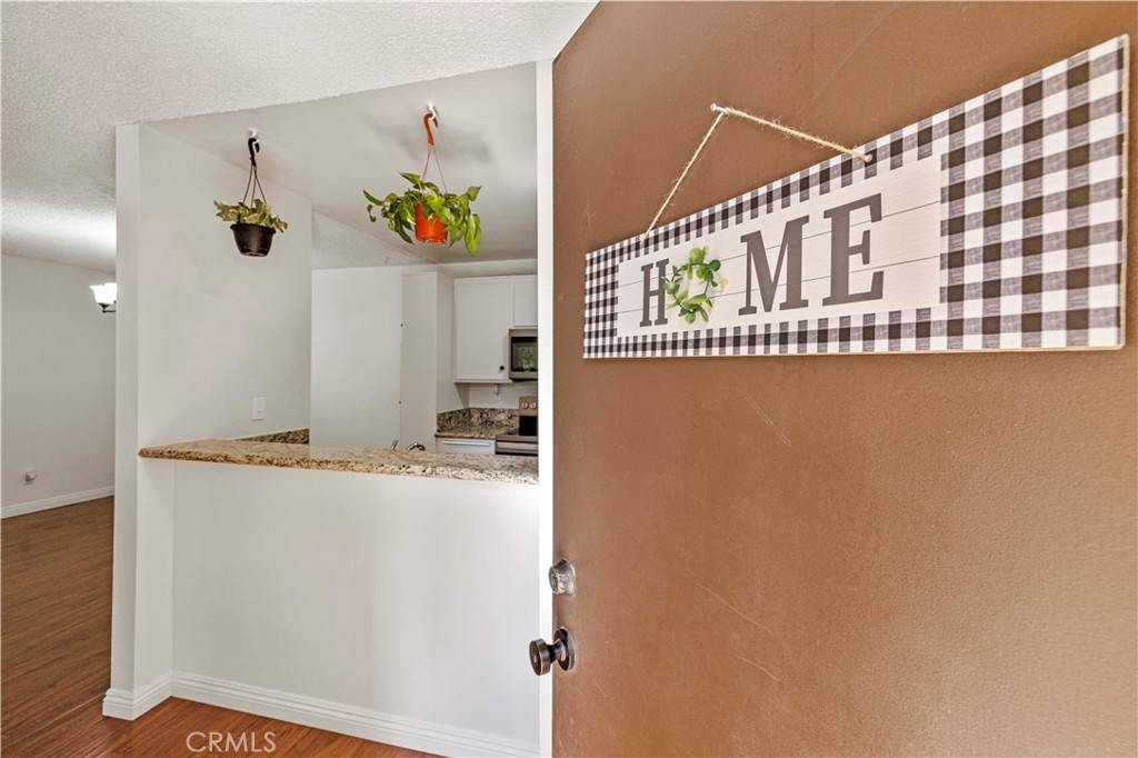 Valencia, CA 91355,25735 Hogan DR #E11
