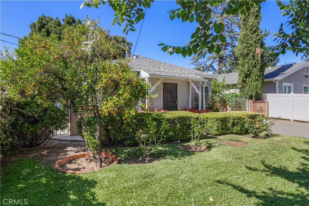 Lake Balboa, CA 91406,16005 Wyandotte ST