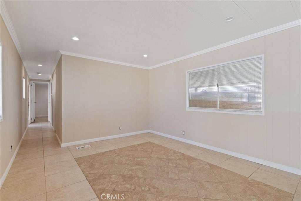 Rosamond, CA 93560,4568 W Rosamond BLVD #26