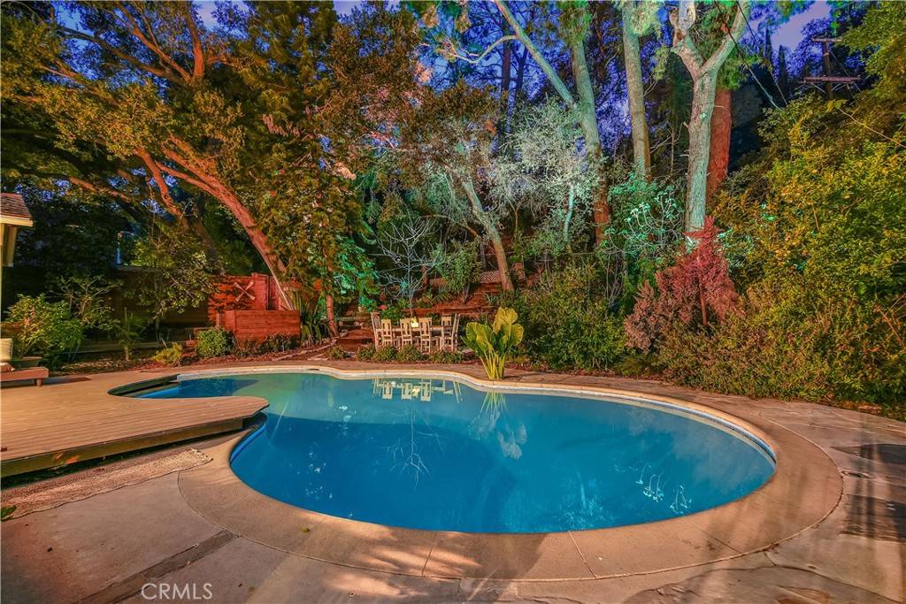 Woodland Hills, CA 91364,4295 Canoga AVE