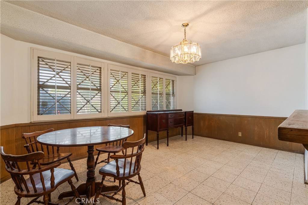 San Fernando, CA 91345,10024 Norwich AVE