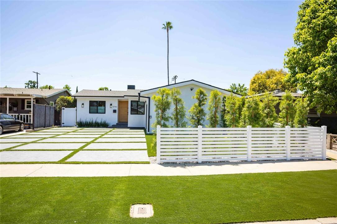 Sherman Oaks, CA 91411,5743 Natick AVE