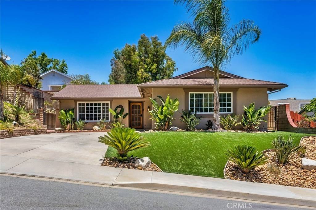 Valencia, CA 91354,23235 Redbud Ridge CIR