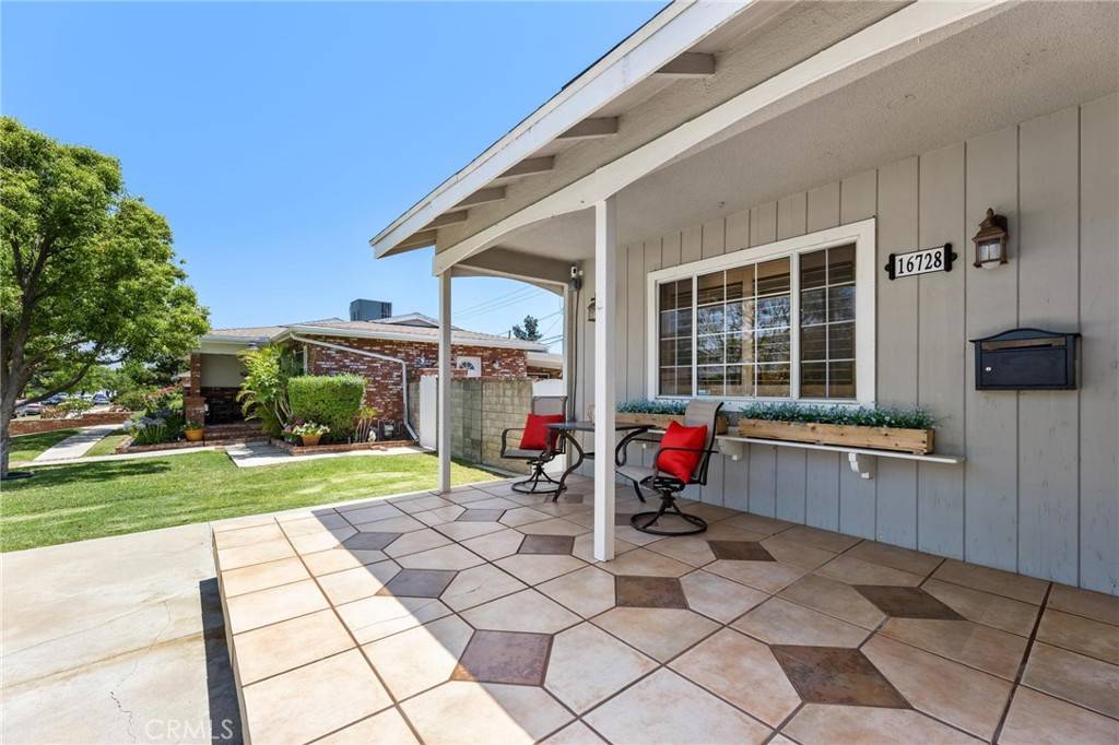 Granada Hills, CA 91344,16728 Los Alimos ST