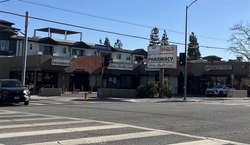 Chatsworth, CA 91311,21102 Devonshire ST