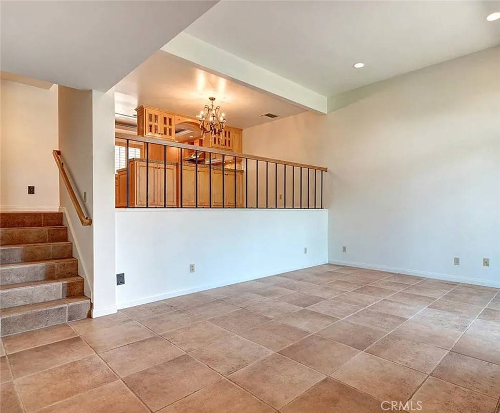 Marina Del Rey, CA 90292,13240 Fiji WAY #F