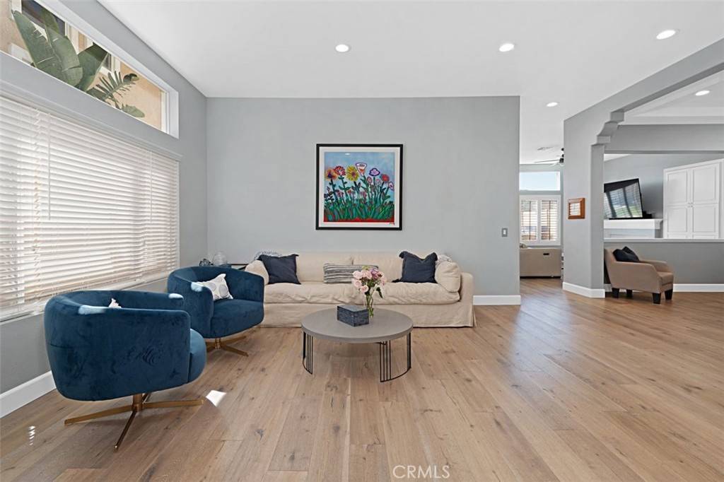 Thousand Oaks, CA 91362,2932 Blazing Star DR