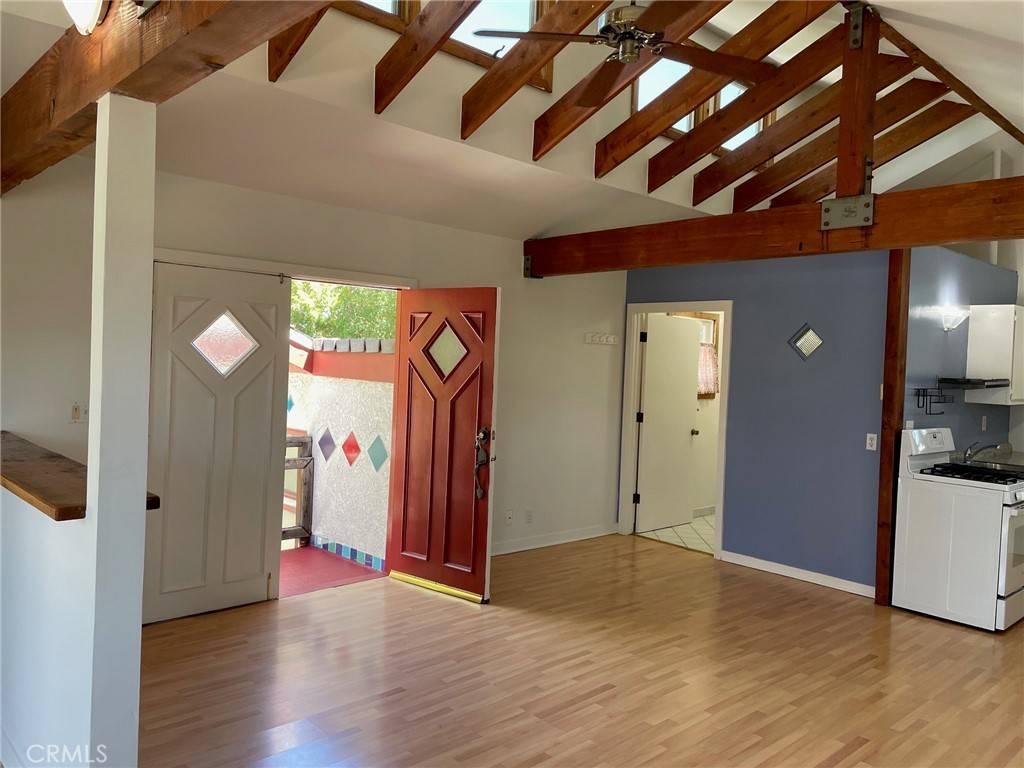 Sherman Oaks, CA 91401,5257 Sylmar AVE