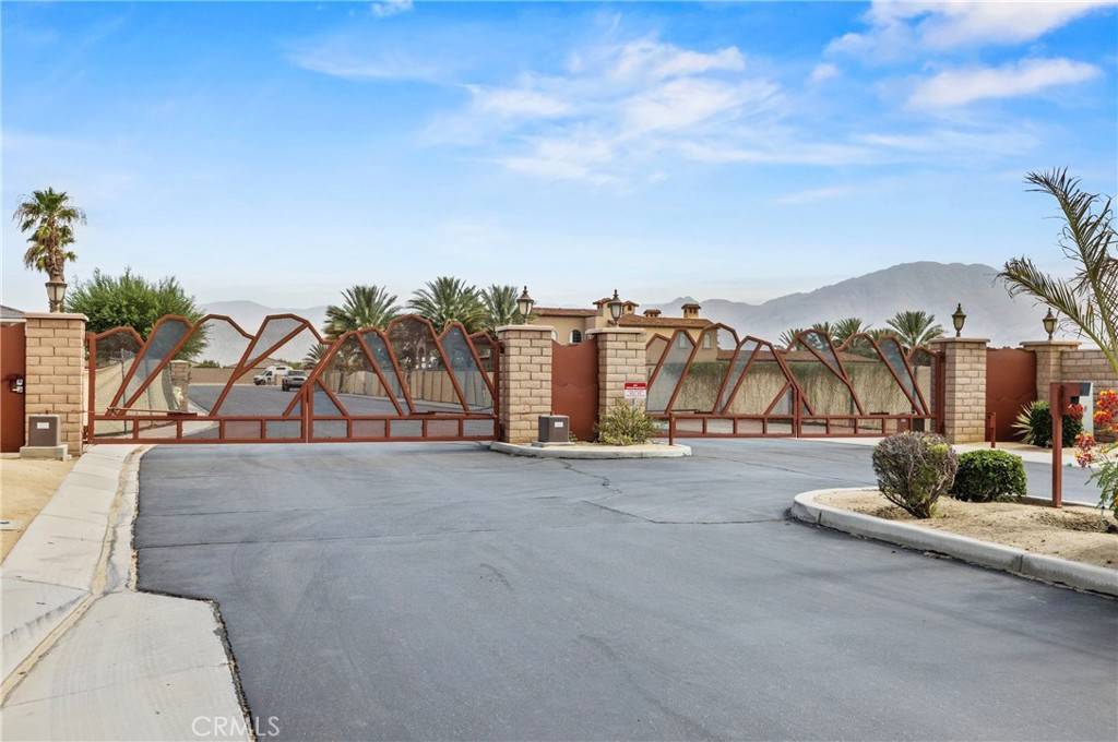 Indio, CA 92201,50140 Vista Montana CT