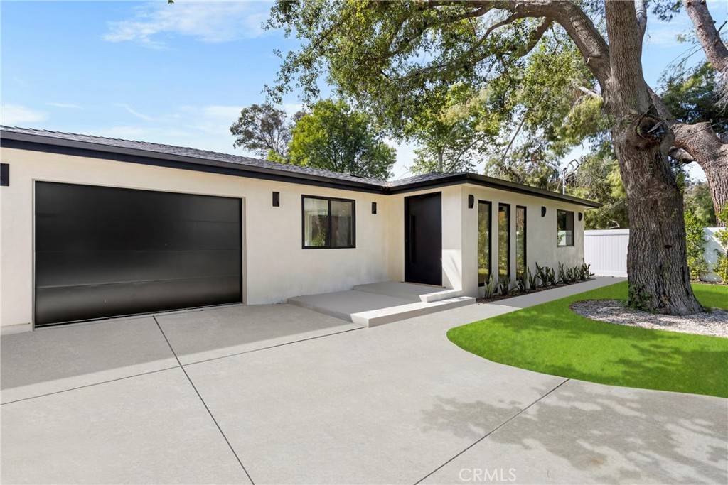 Tarzana, CA 91356,5903 Donna AVE