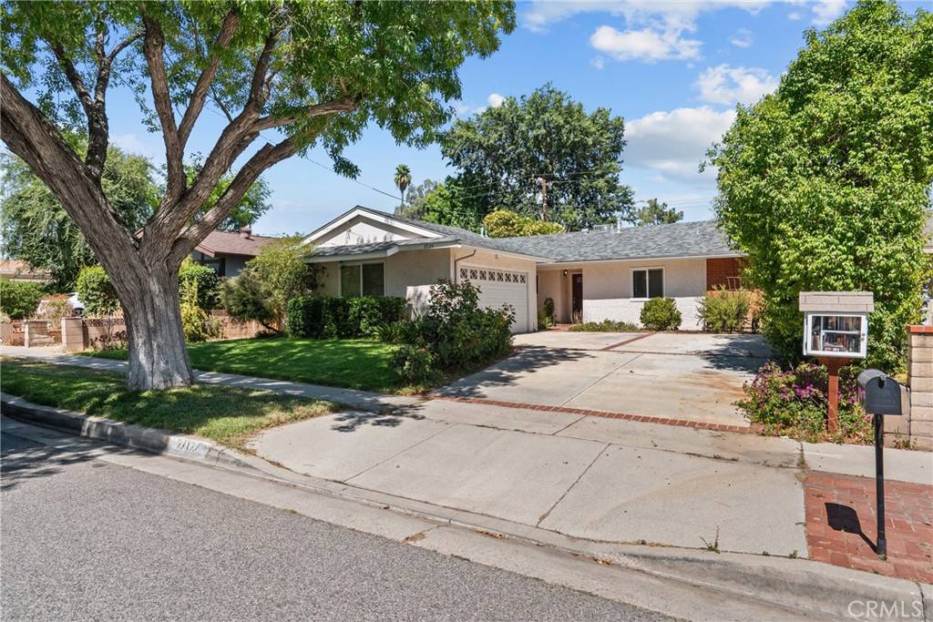 Saugus, CA 91350,27124 Cabrera AVE