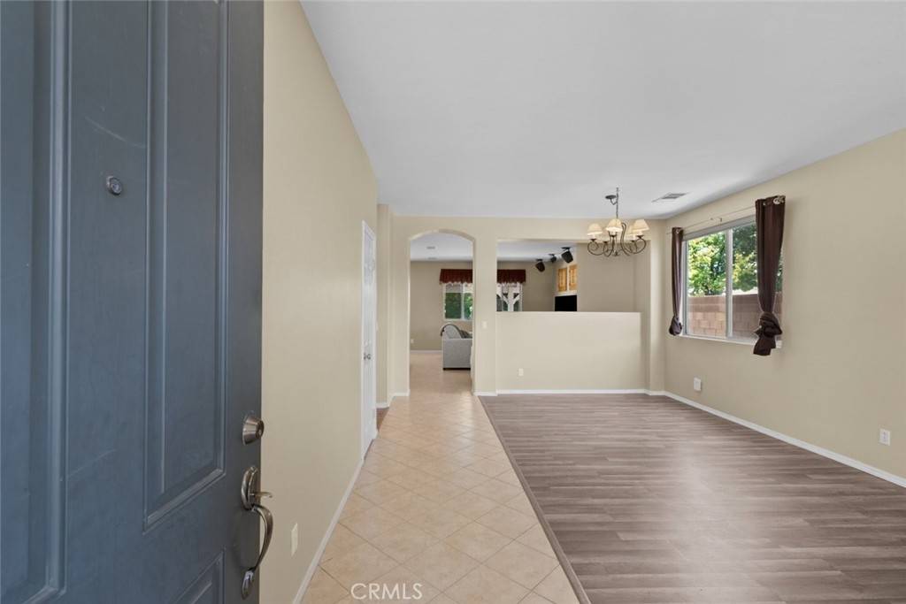 Lancaster, CA 93536,4616 W Avenue J2