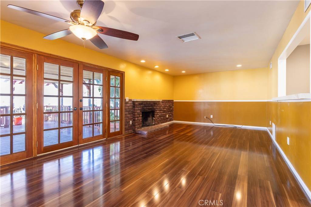 Canyon Country, CA 91351,27200 Pine Hills AVE