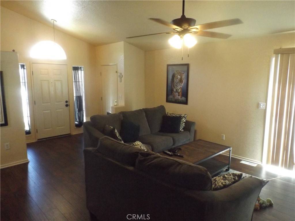 Canyon Country, CA 91351,19842 Canyon View DR