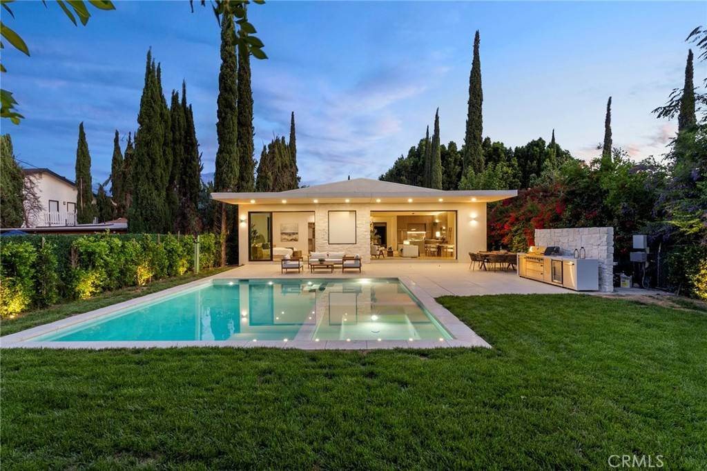 Encino, CA 91316,17827 Miranda ST