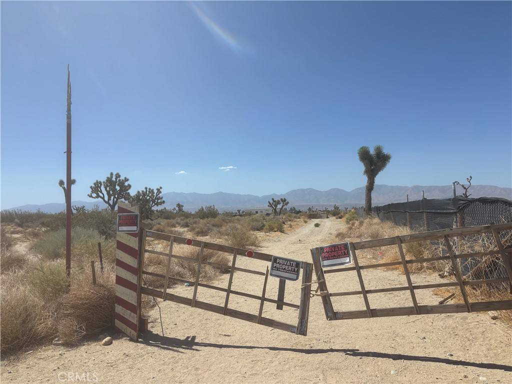 Palmdale, CA 93591,0 E Avenue Q