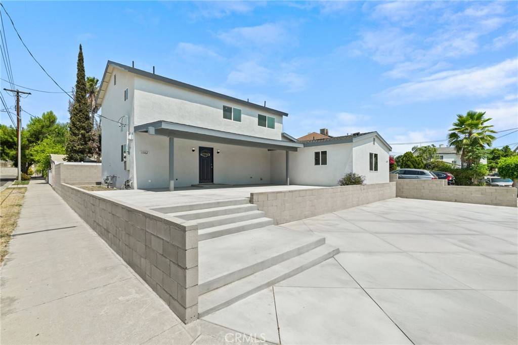 San Fernando, CA 91340,11062 Oneida AVE
