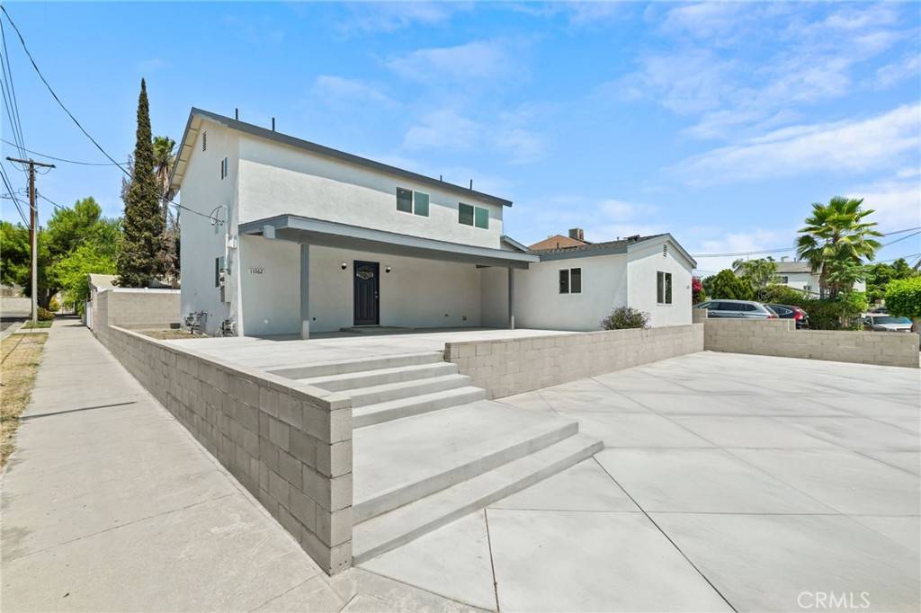 San Fernando, CA 91340,11062 Oneida AVE