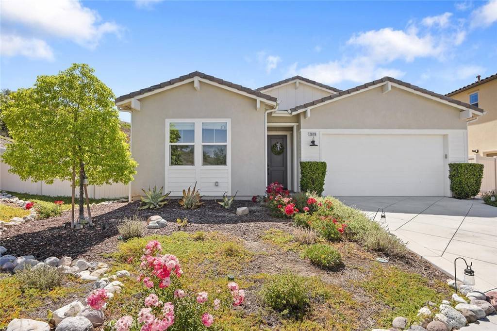 Saugus, CA 91350,28816 Sedge LN