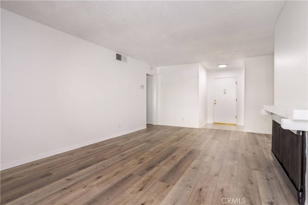 Culver City, CA 90230,7205 Summertime LN