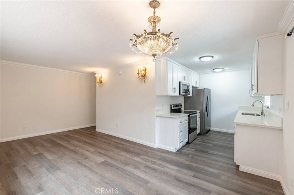 Reseda, CA 91335,6520 Shirley AVE #3