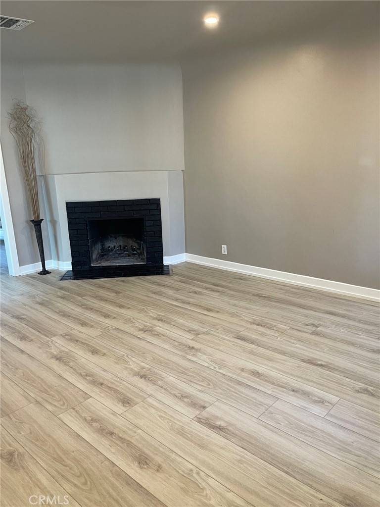 Sherman Oaks, CA 91401,5253 Sylmar AVE