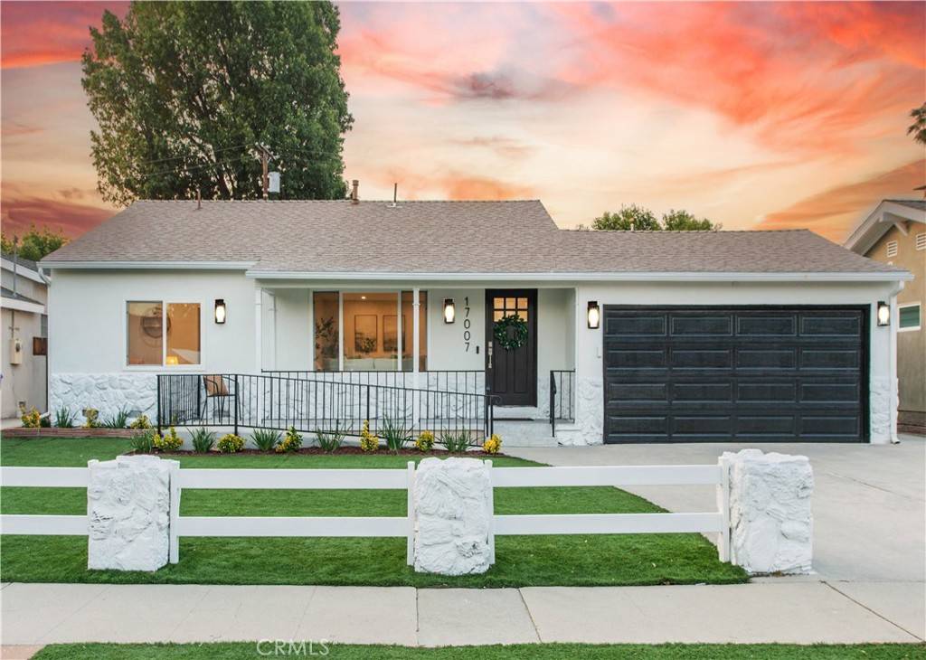 Lake Balboa, CA 91406,17007 Bassett ST