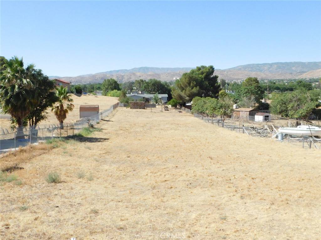 Quartz Hill, CA 93536,4788 Columbia Way