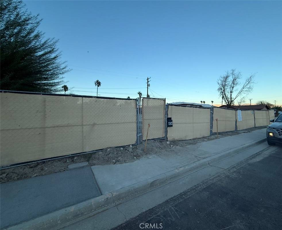 Palm Springs, CA 92262,454 PALM VISTA