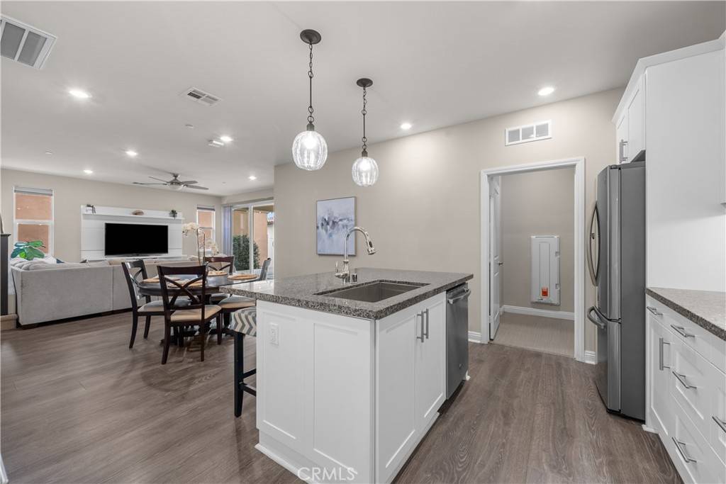 Saugus, CA 91350,20552 Galloway
