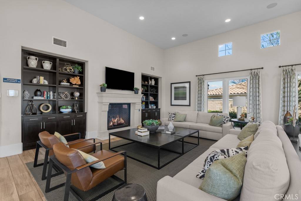 Saugus, CA 91350,20552 Galloway