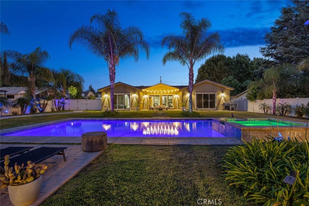 Sherwood Forest, CA 91325,8817 Encino AVE