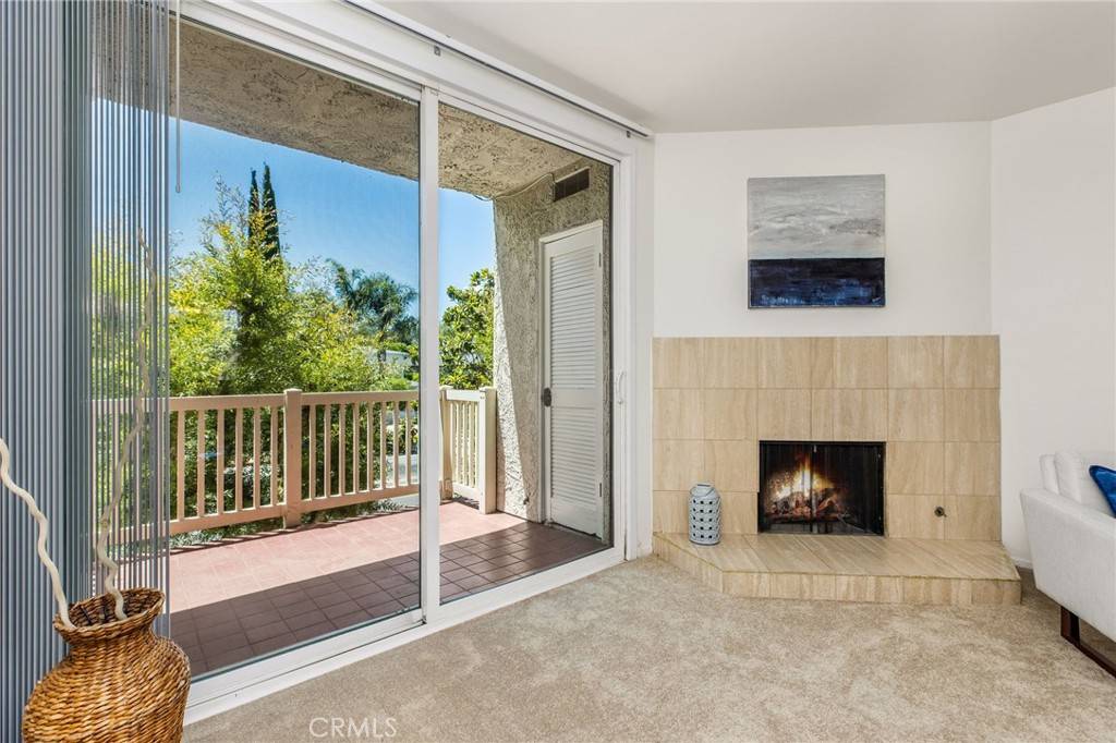 Sherman Oaks, CA 91423,14315 Riverside DR #209
