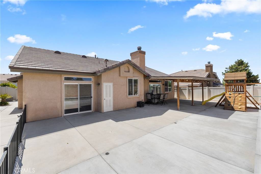 Palmdale, CA 93550,37152 Waltham PL