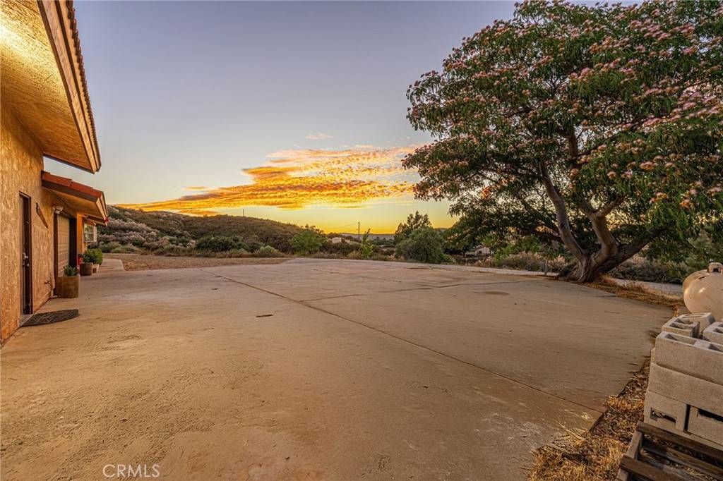 Lake Hughes, CA 93532,14320 Kiptree DR