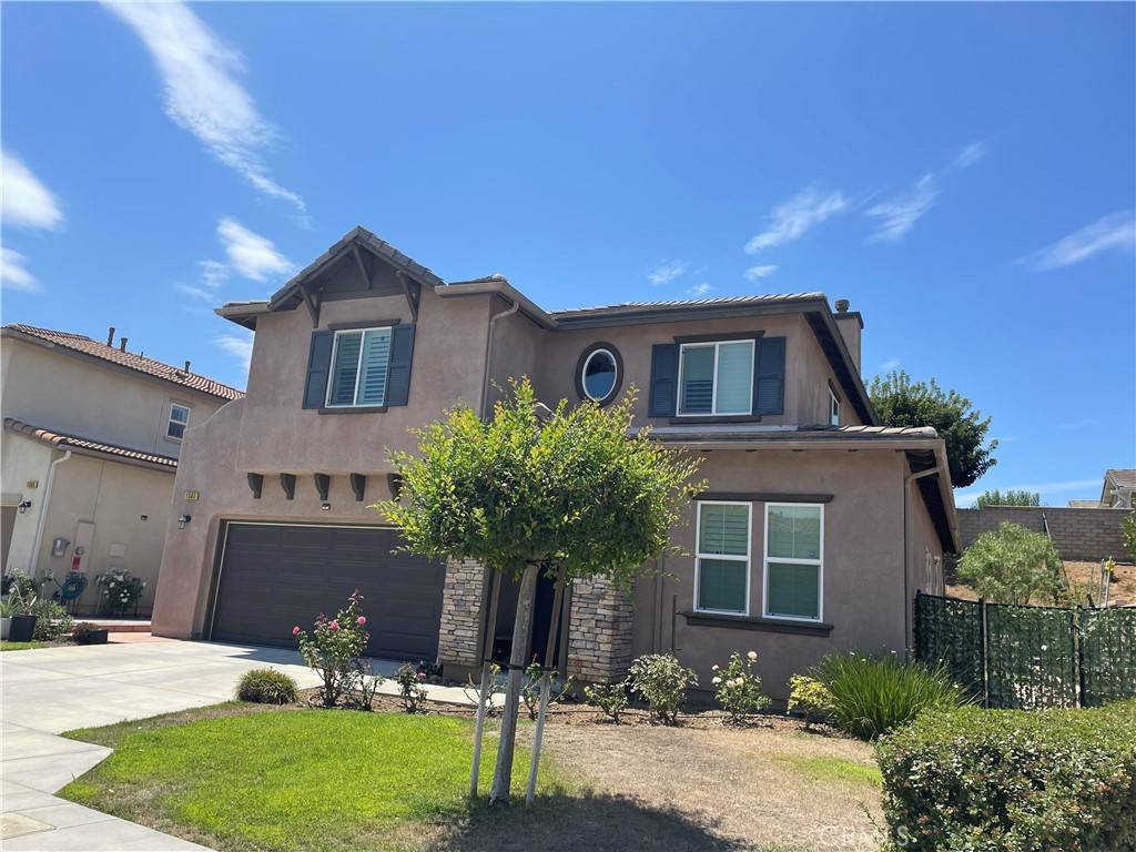 Thousand Oaks, CA 91320,1563 Silver Shadow DR