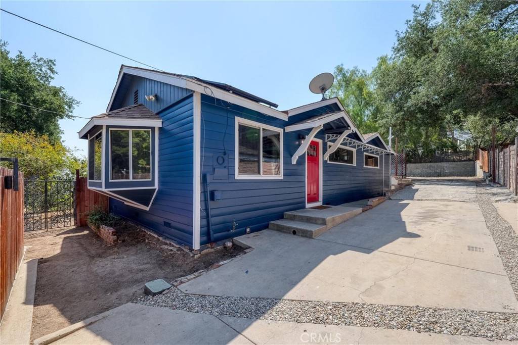 West Hills, CA 91304,23950 Los Rosas ST