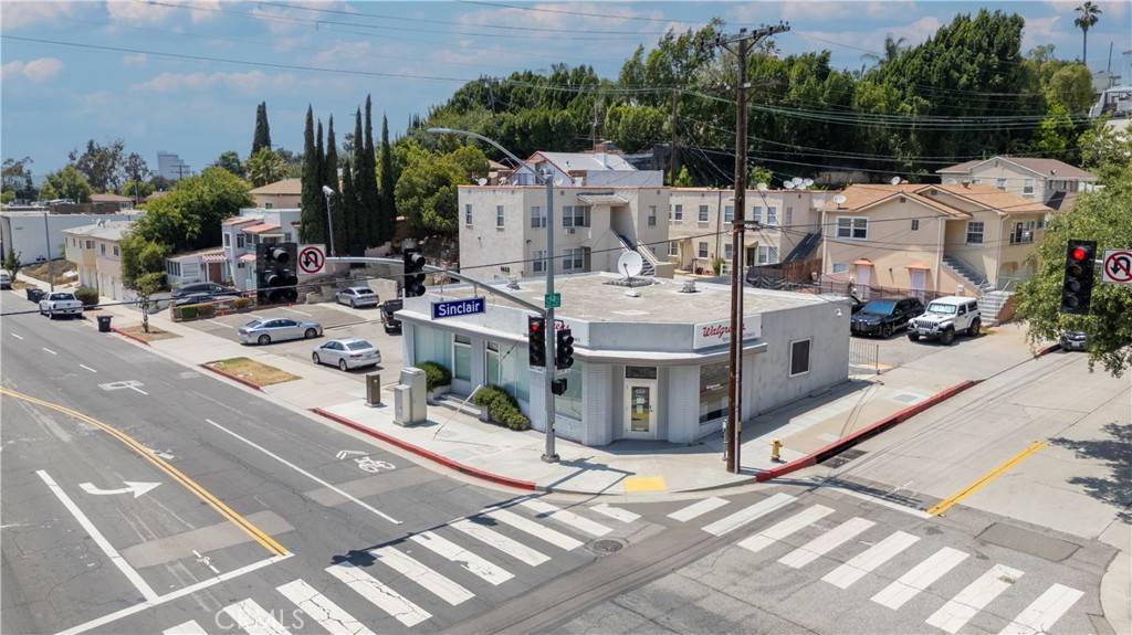 Glendale, CA 91206,1487 E Chevy Chase DR