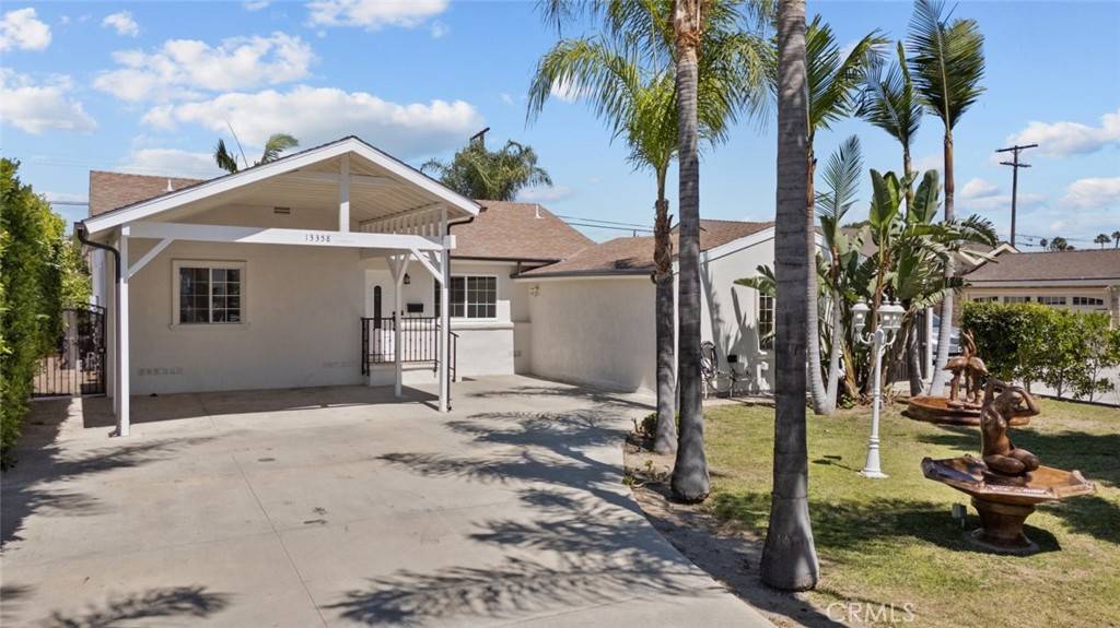 North Hollywood, CA 91605,13358 Blythe ST
